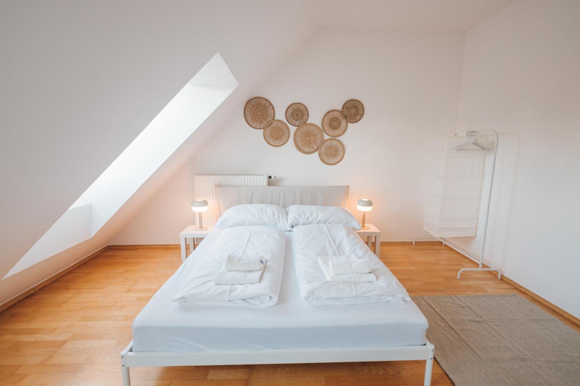Apartment Stylish With Balcony And Rooftop Views Wien